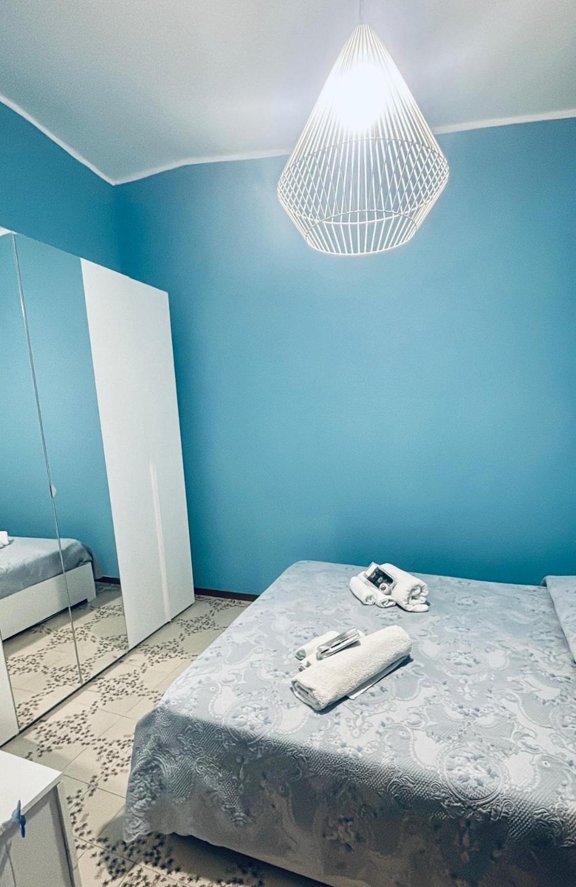 Appartamento Giardini Naxos Butterflies Home Schiso Εξωτερικό φωτογραφία