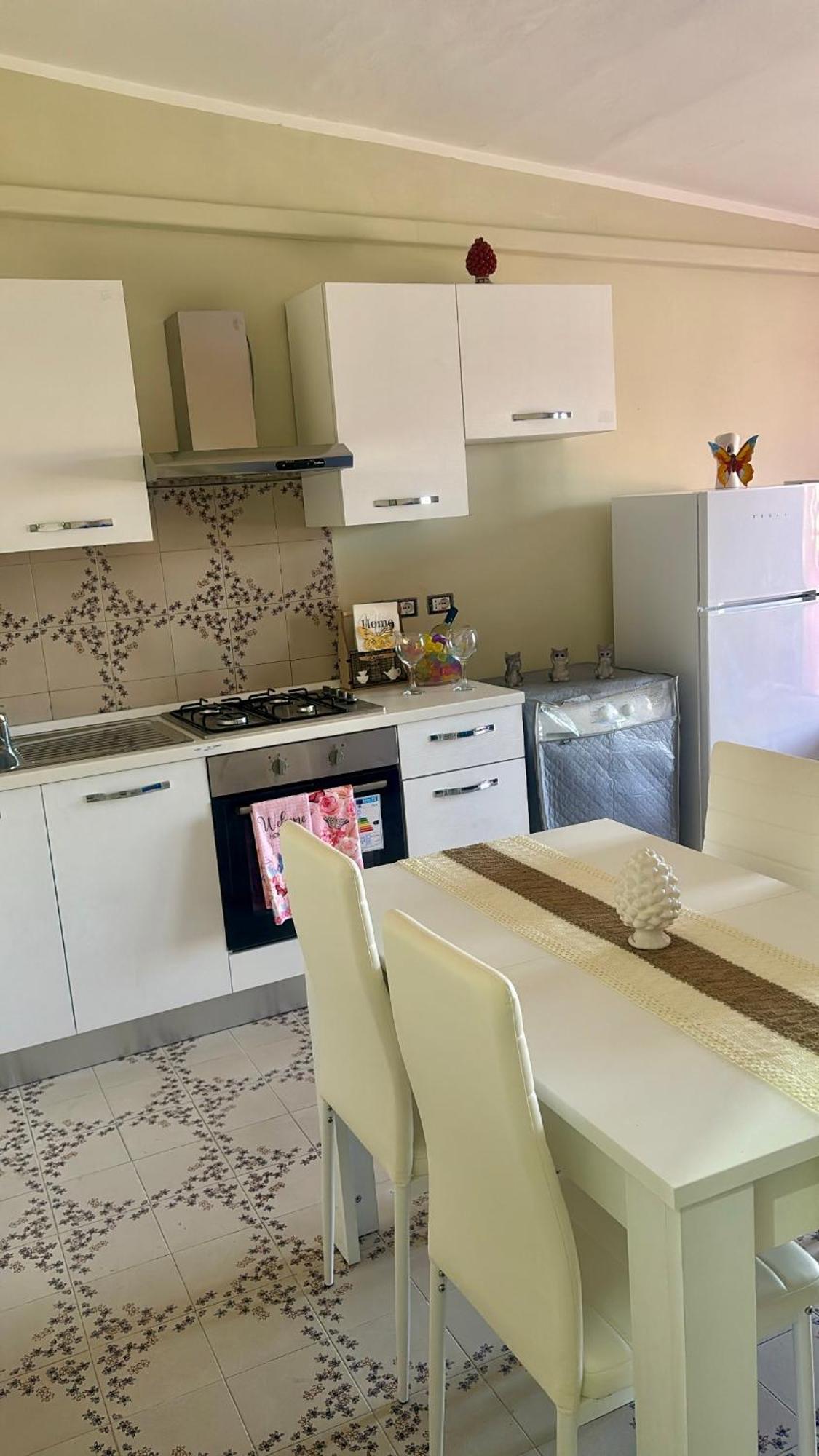 Appartamento Giardini Naxos Butterflies Home Schiso Εξωτερικό φωτογραφία
