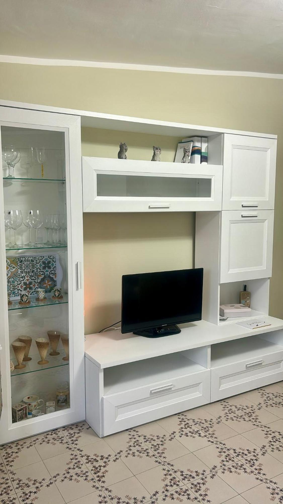 Appartamento Giardini Naxos Butterflies Home Schiso Εξωτερικό φωτογραφία
