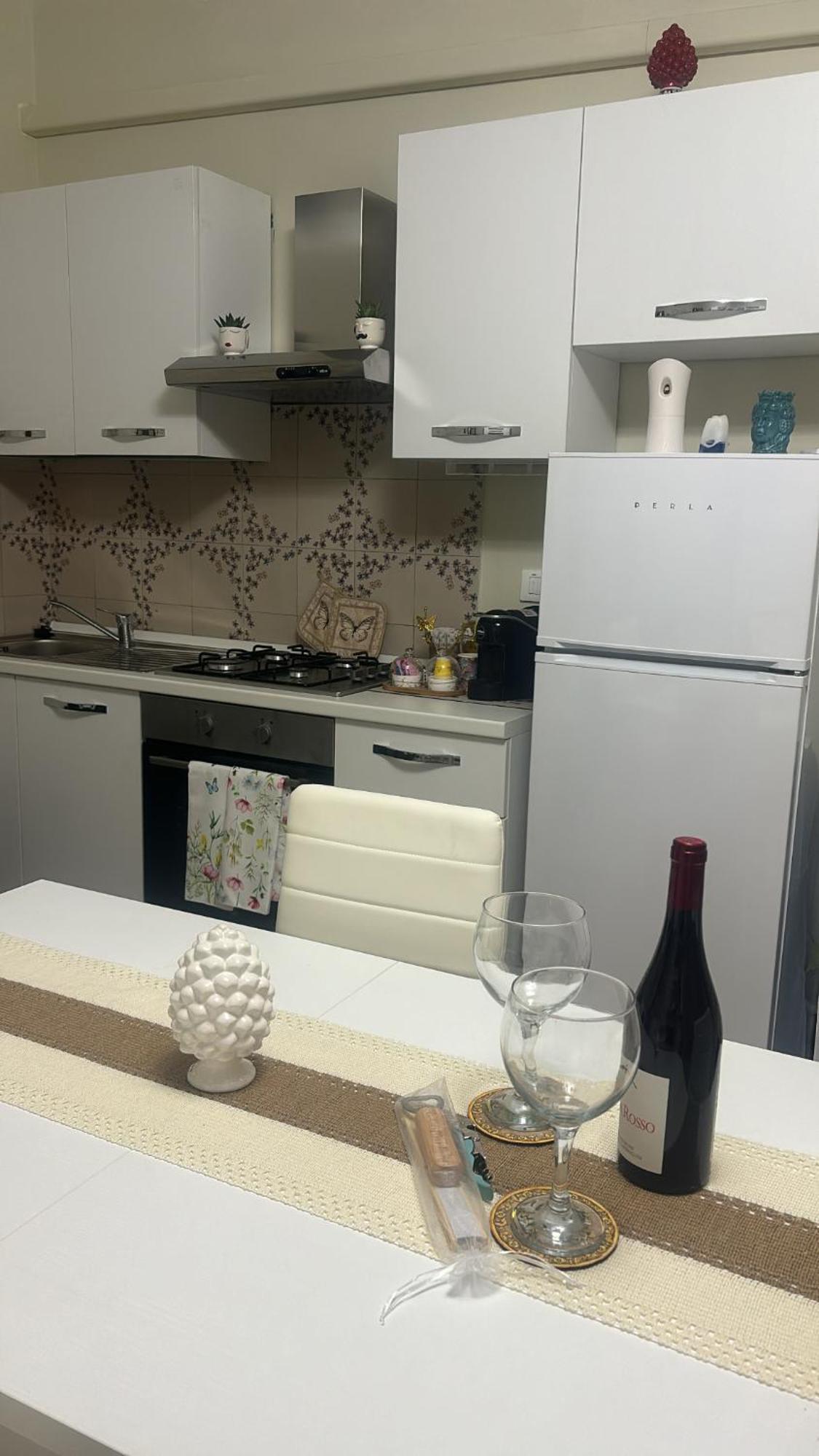 Appartamento Giardini Naxos Butterflies Home Schiso Εξωτερικό φωτογραφία
