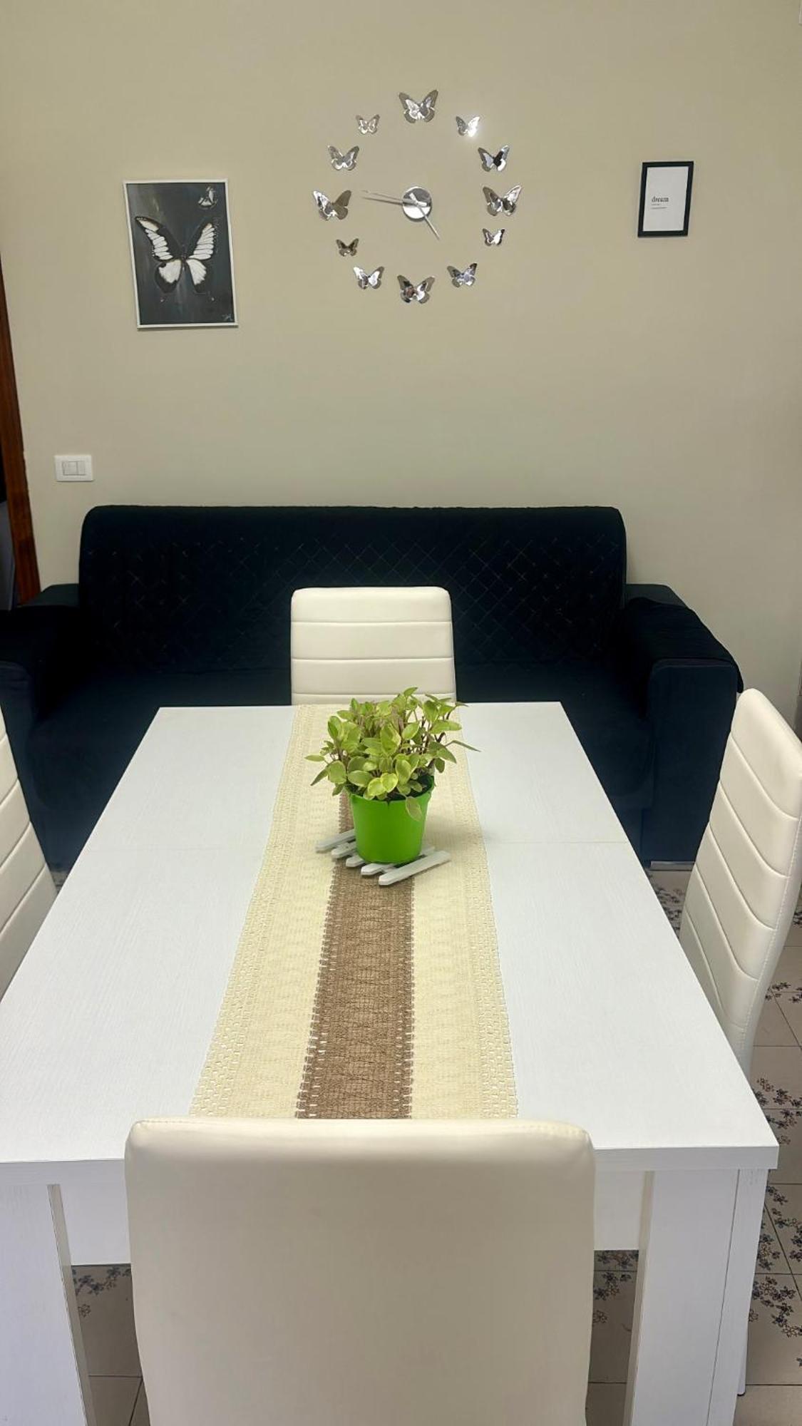 Appartamento Giardini Naxos Butterflies Home Schiso Εξωτερικό φωτογραφία